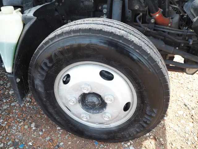 いすゞ エルフ TKG-NKR85N(2WD)の写真32