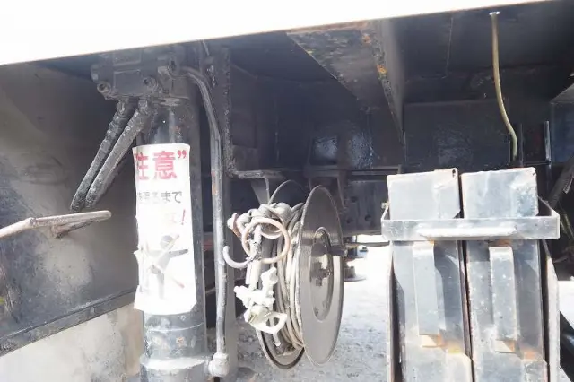 いすゞ エルフ TKG-NKR85N(2WD)の写真36