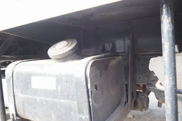 いすゞ エルフ TKG-NKR85N(2WD)の写真38