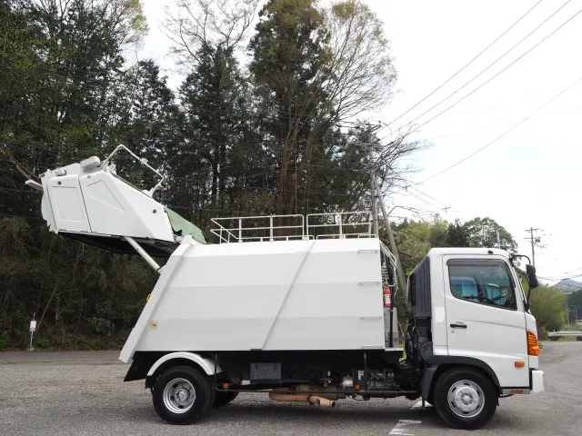 日野 レンジャー BKG-FC7JGYA(2WD)の写真9