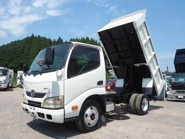日野 デュトロ SKG-XZU675T(4WD)の写真9