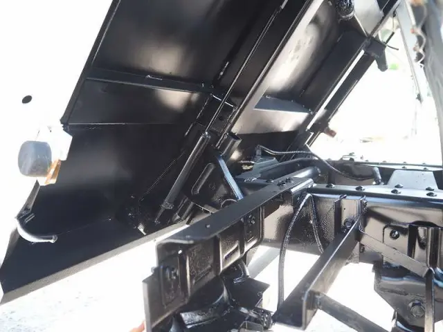 日野 デュトロ SKG-XZU675T(4WD)の写真30