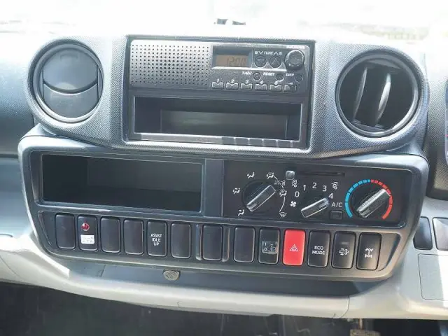 日野 デュトロ SKG-XZU675T(4WD)の写真49