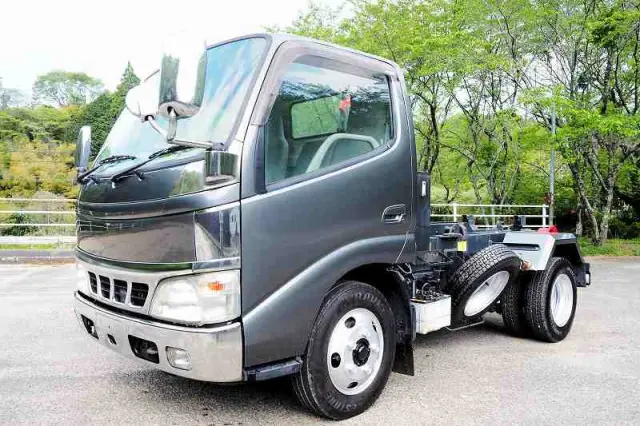 日野 デュトロ BDG-XZU304M(2WD)