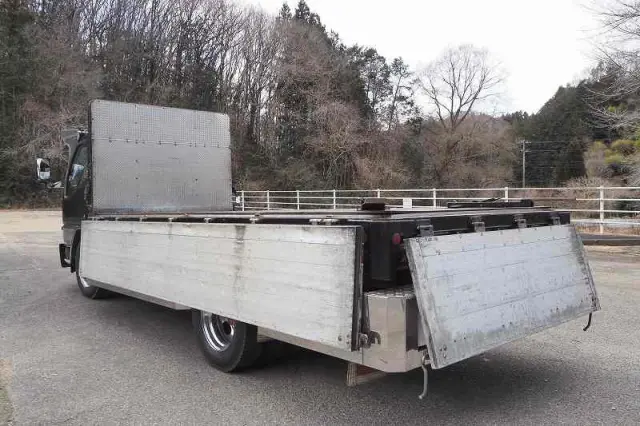 三菱 キャンター KK-FE53EEV(2WD)の写真10