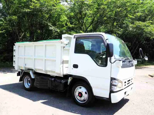 いすゞ エルフ PB-NKS81AN(4WD)の写真7