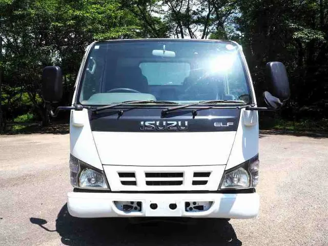 いすゞ エルフ PB-NKS81AN(4WD)の写真8