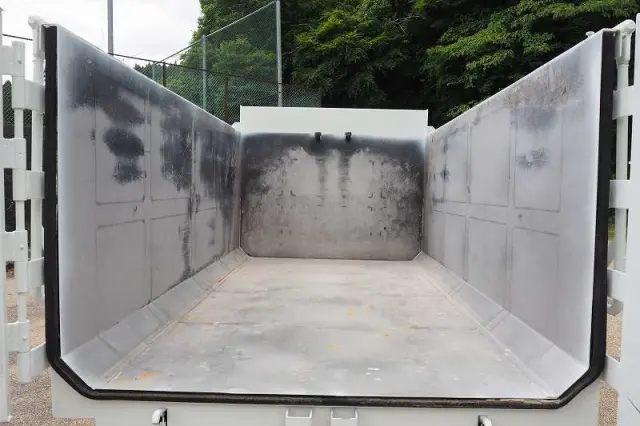 いすゞ エルフ PB-NKS81AN(4WD)の写真42