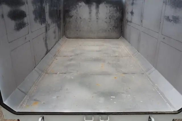 いすゞ エルフ PB-NKS81AN(4WD)の写真44