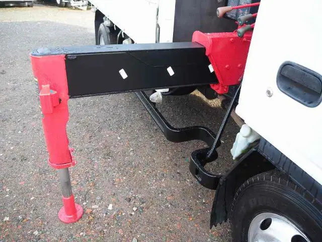 いすゞ エルフ KR-NPR72LR(2WD)の写真9