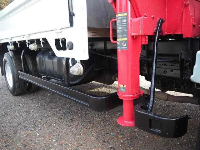 いすゞ エルフ KR-NPR72LR(2WD)の写真32