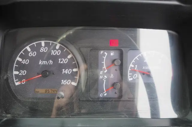 いすゞ エルフ KR-NPR72LR(2WD)の写真50