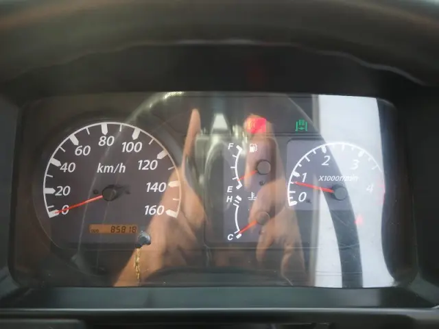 いすゞ エルフ KR-NPR72LR(2WD)の写真50