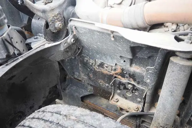 いすゞ エルフ BDG-NKR85N(2WD)の写真27