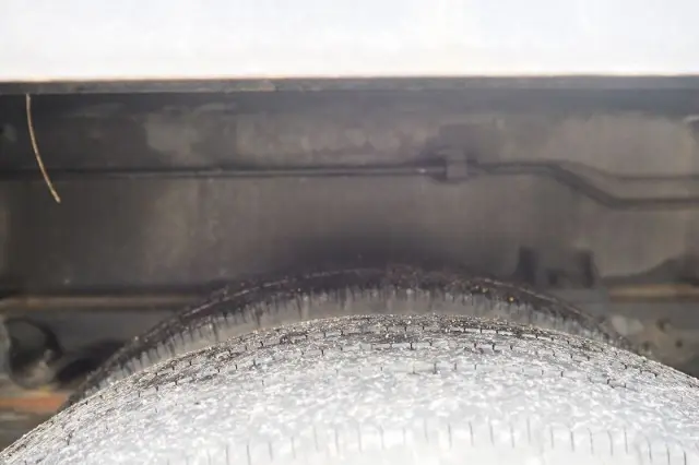 いすゞ エルフ BDG-NKR85N(2WD)の写真32