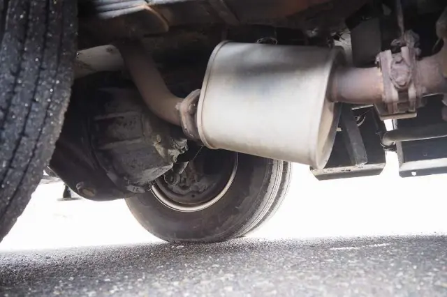 いすゞ エルフ BDG-NKR85N(2WD)の写真35