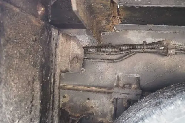 いすゞ エルフ BDG-NKR85N(2WD)の写真38