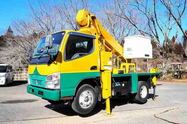 三菱 キャンター PDG-FE73D(2WD)の写真1