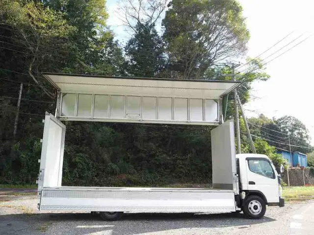 三菱 キャンター 2PG-FEC90(2WD)の写真11