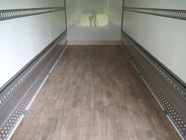 三菱 キャンター 2PG-FEC90(2WD)の写真21