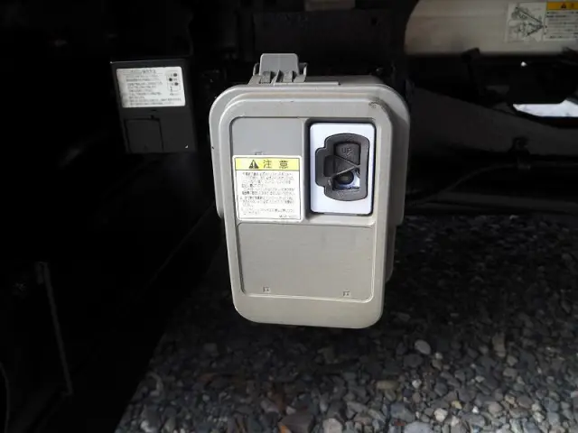 三菱 キャンター 2PG-FEC90(2WD)の写真32