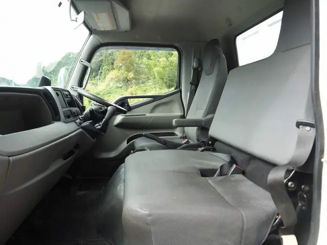 三菱 キャンター 2PG-FEC90(2WD)の写真39
