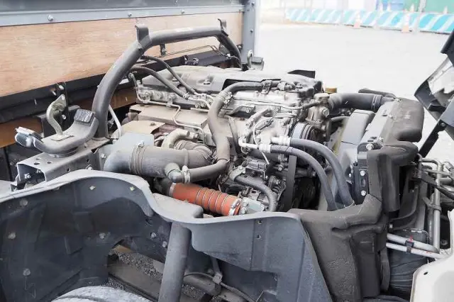 三菱 キャンター PDG-FF83DY(6x2)の写真40