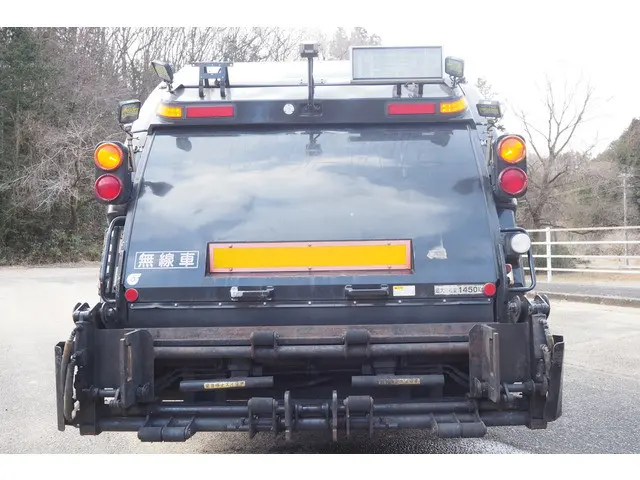 UD コンドル BDG-MK36C(2WD)の写真4