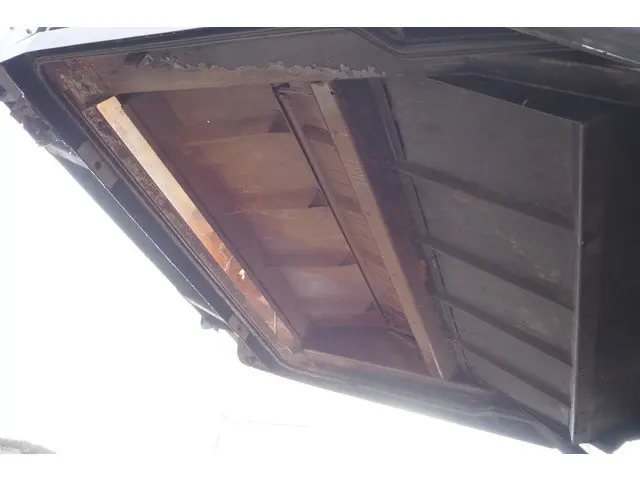 UD コンドル BDG-MK36C(2WD)の写真22