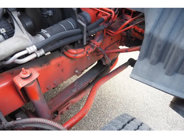 UD コンドル BDG-MK36C(2WD)の写真41