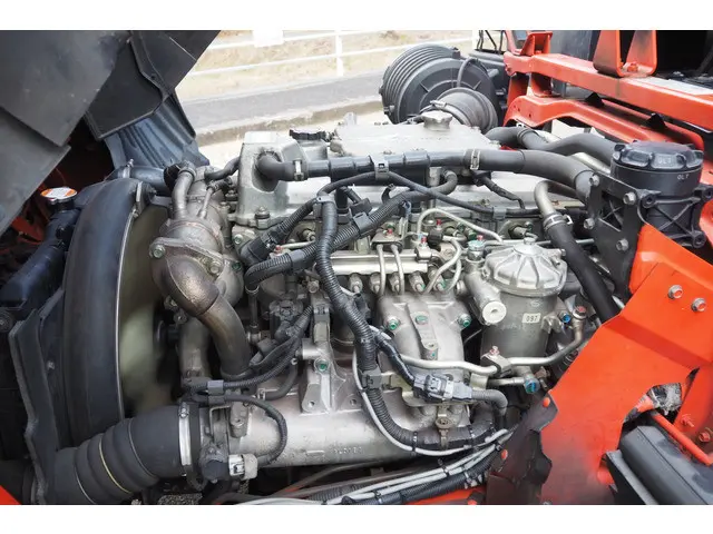 UD コンドル BDG-MK36C(2WD)の写真44