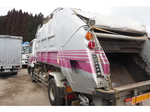 UD コンドル PB-LK36A(2WD)の写真28