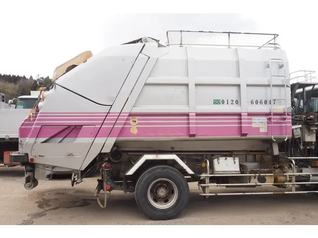 UD コンドル PB-LK36A(2WD)の写真29