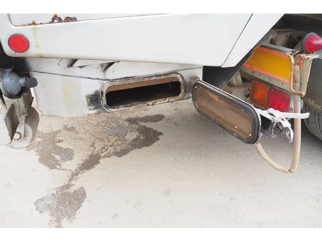 UD コンドル PB-LK36A(2WD)の写真30