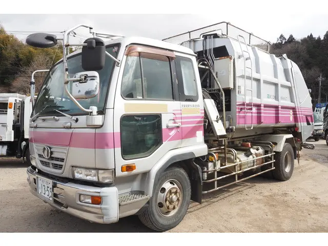 UD コンドル PB-LK36A(2WD)の写真34