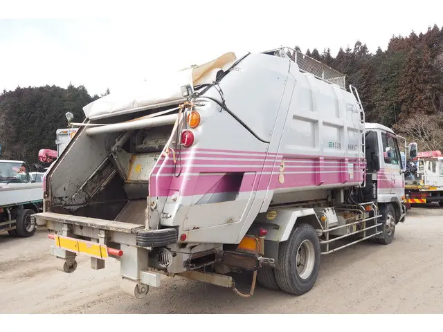 UD コンドル PB-LK36A(2WD)の写真38