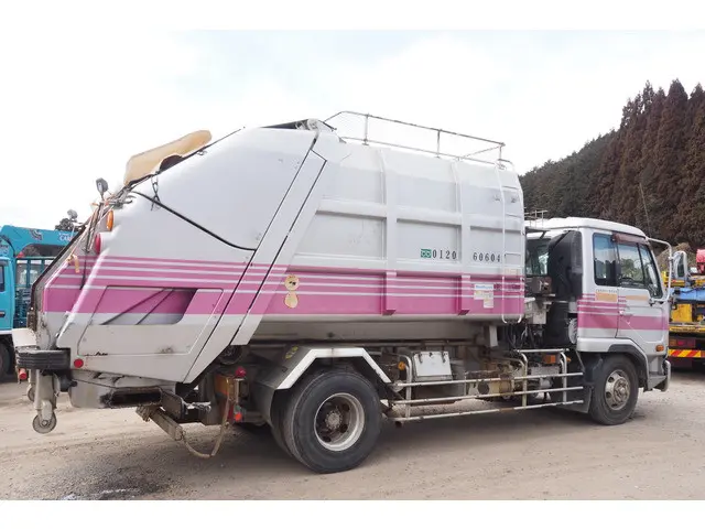 UD コンドル PB-LK36A(2WD)の写真39