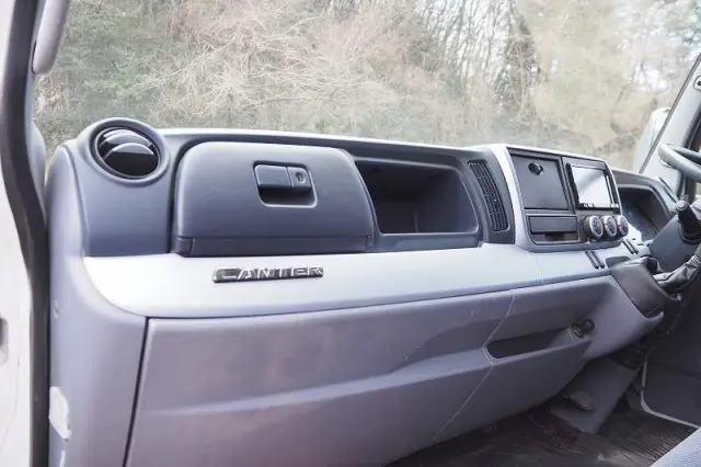 三菱 キャンター TKG-FEB50(2WD)の写真44