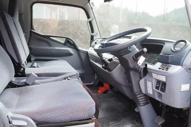 三菱 キャンター TKG-FEB50(2WD)の写真46