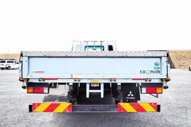 三菱 キャンター 2PG-FEBS0(2WD)の写真4