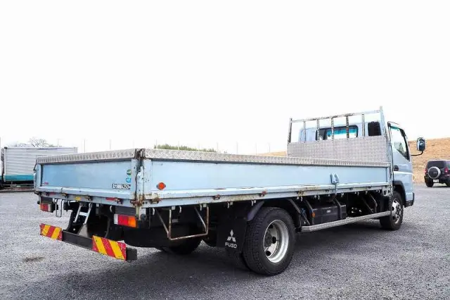 三菱 キャンター 2PG-FEBS0(2WD)の写真5