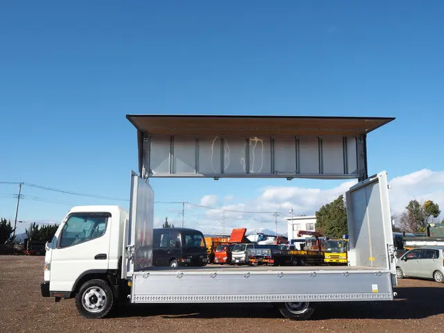 三菱 キャンター 2PG-FEBS0(2WD)の写真10