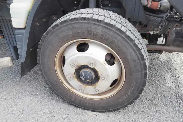 三菱 キャンター 2PG-FEBS0(2WD)の写真12