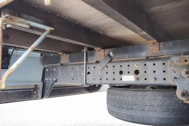 三菱 キャンター 2PG-FEBS0(2WD)の写真24