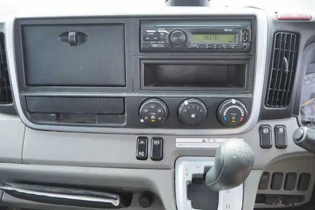 三菱 キャンター 2PG-FEBS0(2WD)の写真48