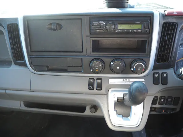 三菱 キャンター 2PG-FEBS0(2WD)の写真48