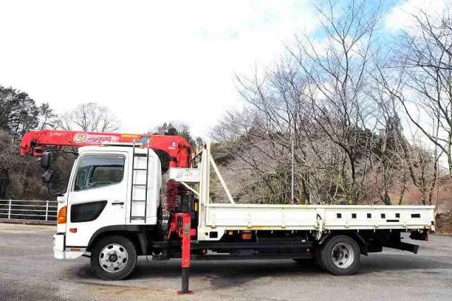 日野 レンジャー ADG-GD7JKWA(2WD)の写真2