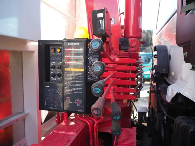 日野 レンジャー ADG-GD7JKWA(2WD)の写真14