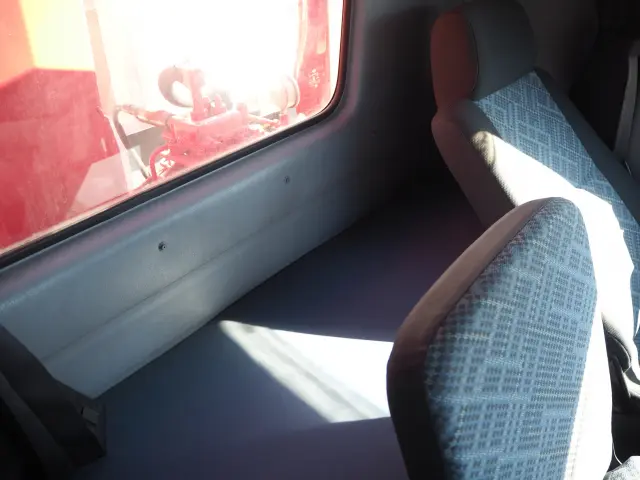 日野 レンジャー ADG-GD7JKWA(2WD)の写真48