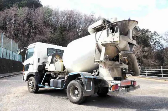 日野 レンジャー ADG-FC7JCWA(2WD)の写真3